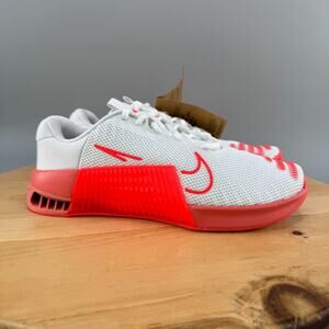 Nike Metcon 9 Womens Size 8.5 Shoes White Bright Crimson Sneakers Crossfit NEW